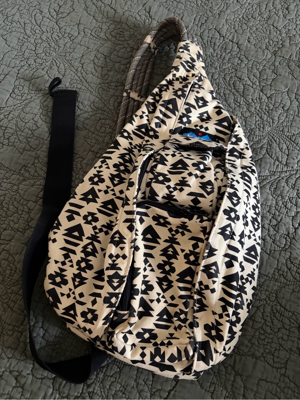 Kavu Black & Cream Patterned Men’s Sling Bag